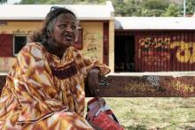 Michèle Wenima, une mélanésienne qui élève ses cinq enfants seule, le 2 octobre 2018 dans la cité de Tindu, à Nouméa, en Nouvelle-Calédonie