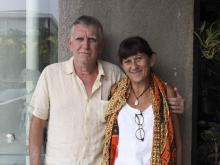 Jean-Marc Pareja et sa femme Pascale Calissi Barral, un couple de touristes français qui a survécu au tsunami des Célèbes, à Jakarta le 4 octobre 2018