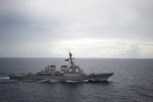 Le destroyer américain USS Decatur en mer de Chine méridionale le 21 octobre 2016.