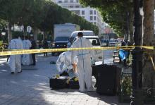 Un attentat suicide commis par une femme kamikaze a visé des véhicules de police dans le centre de Tunis, le 29 octobre 2018