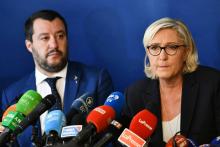Marine Le Pen, présidente du RN, donne une conférence de presse avec le ministre italien de l'Intérieur Matteo Salvini, à rome le 8 octobre 2018