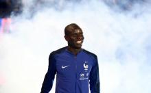 N'Golo Kanté (ici le 9 septembre 2018 au Stade de France), "ce n'est pas un tricheur, juste un peu dans les jeux de cartes", a réagi en souriant son coéquipier en équipe de France Blaise Matuidi, le 1