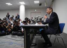 Hiroto Saikawa, directeur général de Nissan Motors, s'exprime lors d'une conférence de presse au siège social de l'entreprise à Yokohama au Japon, le 19 novembre 2018
