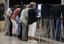 Des électeurs votent à Miami, en Floride, le 6 novembre 2018