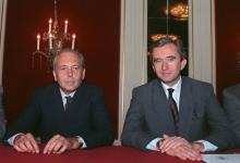 Alain Chevalier (g) et Bernard Arnault (d), le 22 septembre 1998 à Paris