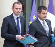 Le ministre de l'Action et des comptes publics, Gérald Darmanin (d) et son secrétaire d'Etat Olivier Dussopt, le 17 octobre 2018