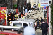 Un périmètre de sécurité a été mis en place autour de l'immeuble effondré le 5 novembre 2018 à Marseille.