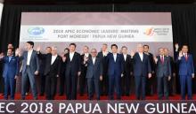 Les dirigeants d'Asie-Pacifique autour de la table du sommet de l'Apec, le 18 novembre 2018 à Port Moresby, en Papouasie-Nouvelle-Guinée