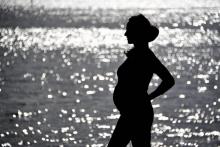 Attendre au moins 12 mois entre deux grossesses réduit les risques, selon une étude publiée le 29 octobre 2018