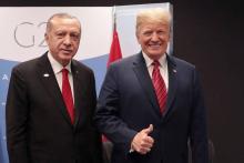 Le président turc Recep Tayyip Erdogan et son homologue américain Donald Trump au sommet du G20 à Buenos Aires le 1er décembre 2018 (photo de Murat Cetinmuhurdar fournie par la présidence turque)
