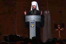 Le métropolite Yepifaniy, élu à la tête de nouvelle Eglise orthodoxe ukrainienne, s'exprime à Kiev après la décision d'un concile de créer une Eglise indépendante de Moscou, le 15 décembre 2018 à Kiev