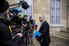 Le secrétaire général de la CFDT Laurent Berger fait une déclaration aux médias à l'issue d'une réunion avec le Premier ministre Edouard Philippe à Matignon, le 11 janvier 2019 à Paris