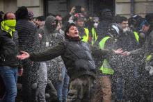 Affrontements entre "gilets jaunes" et forces de l'ordre à Angers le 19 janvier 2019