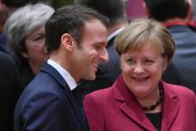 Le président français Emmanuel Macron et la chancelière allemande Angela Merkel à Bruxelles le 13 décembre 2018