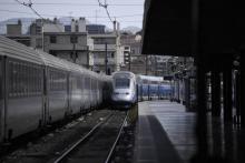 Photo du TGV qui a déraillé vendredi à la gare Saint-Charles à Marseille le 25 août 2018