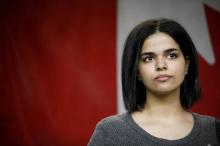 La Saoudienne Rahaf Mohammed al-Qunun, 18 ans, réfugiée au Canada, s'adresse à la presse à Toronto le 15 janvier 2019