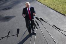 Le président des Etats-Unis Donald Trump s'adresse à des journalistes devant la Maison Blanche le 6 janvier 2019