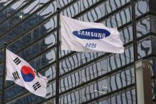 Le sud-coréen Samsung dévoile un smartphone à écran pliable, appelé Galaxy Fold, disponible à partir du 26 avril au prix d'entrée de 1.980 dollars