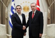 Le Premier ministre grec Alexis Tsipras et le président turc Recep Tayyip Erdogan à New York le 24 septembre 2018, sur une photographie transmise par la présidence turque