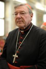 Photo transmise le 28 février 2013 par le Vatican du cardinal George Pell