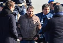 Le militant communiste italien Cesare Battisti, condamné pour quatre assassinats en Italie, après avoir atterri à l'aéroport de Rome le 14 janvier 2019