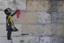 Une peinture murale à Bordeaux inspirée d'une oeuvre de Banksy "la petite fille au ballon"