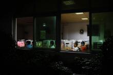 Pékin surveille étroitement les cybercafés, officiellement pour éviter l'addiction aux jeux en ligne des mineurs et les activités criminelles dans ces endroits parfois réputés mal fréquentés