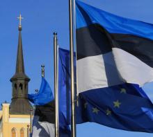Les drapeaux européen et estonien à Tallinn, le 29 juin 2017