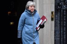 La Première ministre britannique Theresa May sort du 10 Downing Street, le 6 mars 2019 à Londres