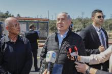 Le Premier ministre israélien Benjamin Netanyahu sur les lieux d'une attaque meurtrière imputée à un Palestinien en Cisjordanie occupée, le 18 mars 2019