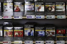 L'étiquetage unique des produits de tabac, destiné à assurer leur traçabilité et à renforcer la lutte contre la contrebande, sera confié à l'Imprimerie nationale, selon un décret publié samedi au Jour
