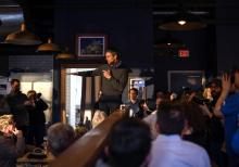 Beto O'Rourke, dans un restaurant de Cedar Rapids (Iowa) le 15 mars 2019