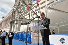 Gianluigi Aponte, patron du groupe MSC, inaugure en 2009 le paquebot MSC Splendida à Saint-Nazaire