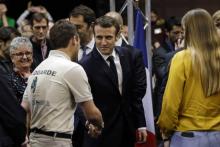 Emmanuel Macron arrive à Gréoux-les-Bains, le 7 mars 2019, pour un débat sur l'environnement
