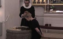 L'Eglise du Danemark organise des baptêmes sans rendez-vous pour des personnes désireuses d'être baptisées sans suivre une préparation exigeante