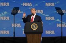 Le président américain Donald Trump lors d'un discours à Indianapolis devant la National Rifle Association (NRA), le 26 avril 2019