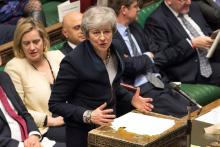 Photo fournie par le Parlement britannique montrant la Première ministre Theresa May à la Chambre des communes le 3 avril 2019