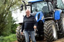 L'agriculteur Alain Dequeker à Avesnes-le-Sec, près de Bermerain, le 23 avril 2019