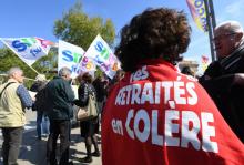 Une retraitée manifeste pour la revalorisation des pensions, le 11 avril 2019 à Montpellier.