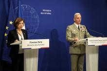 La ministre de la Défense Florence Parly et le chef d'état-major français, le général François Lecointre, lors d'une conférence de presse, le 10 mai 2019 à Paris