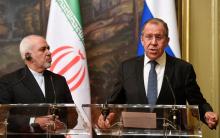 Les ministres des Affaires étrangères russe Sergueï Lavrov (droite) et iraien Mohammed Javad Zarif à Mosou le 8 mai 2019