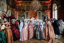 Des participants en costume d'époque aux "Fêtes Galantes" de Versailles le 27 mai 2019