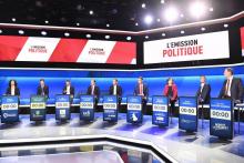 Les douze têtes de listes pour les Européennes participent à un débat télévisé sur France 2, le 4 avril 2019 à Saint-Cloud, près de Paris