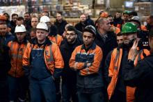 Des salariés de l'aciérie d'Ascoval, le 19 décembre 2018 à Saint-Saulve, dans le Nord