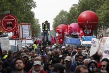 Des militants et membres de la CGT défilent à Paris, le 1er mai 2019