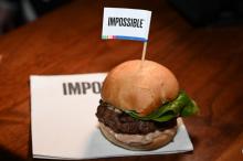 Pour désigner les produits de start-up à la mode comme Impossible Burger, certains parlent de "fausse viande", d'autres de "viande sans animal"