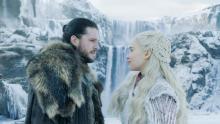 Kit Harington et Emilia Clarke dans Game of Thrones