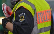 La police allemande recherche un homme qui, selon des témoins, s'est introduit, armé d'un pistolet, 
