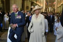 Le Prince Charles et son épouse Camilla quittent la cathédrale de Bayeux, le 6 juin 2019