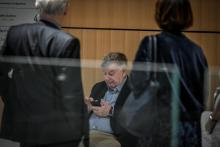 L'ex-PDG de France Télécom Didier Lombard dans les couloirs du tribunal de grande instance de Paris, le 4 juillet 2019
